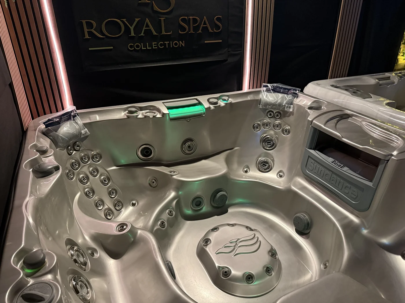 Sundance® Spas Optima